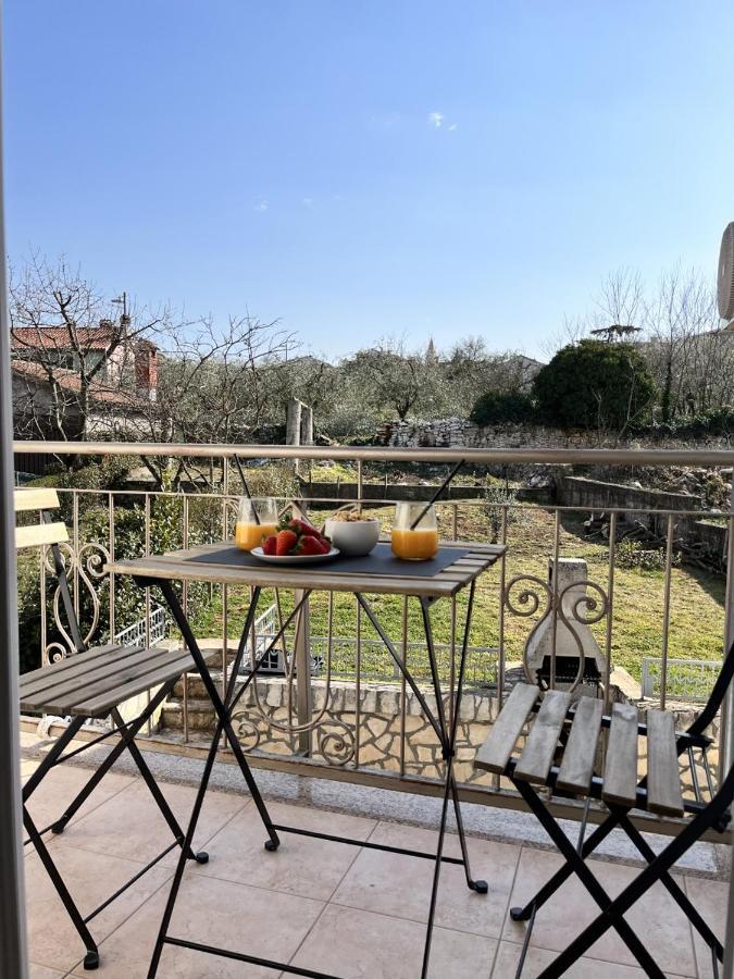 Apartment Lorun 47 Tar-Vabriga Exterior foto