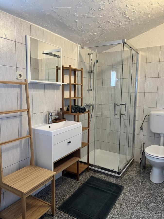 Apartment Lorun 47 Tar-Vabriga Exterior foto